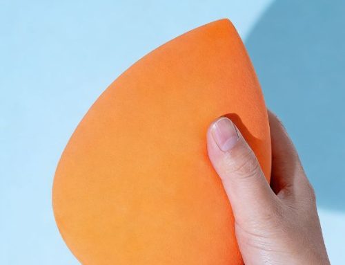 거대한 메이크업 스펀지